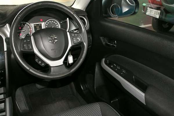 2018 Suzuki Vitara RT-S LY