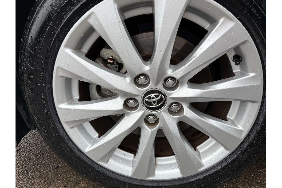2019 Toyota Camry Ascent ASV70R