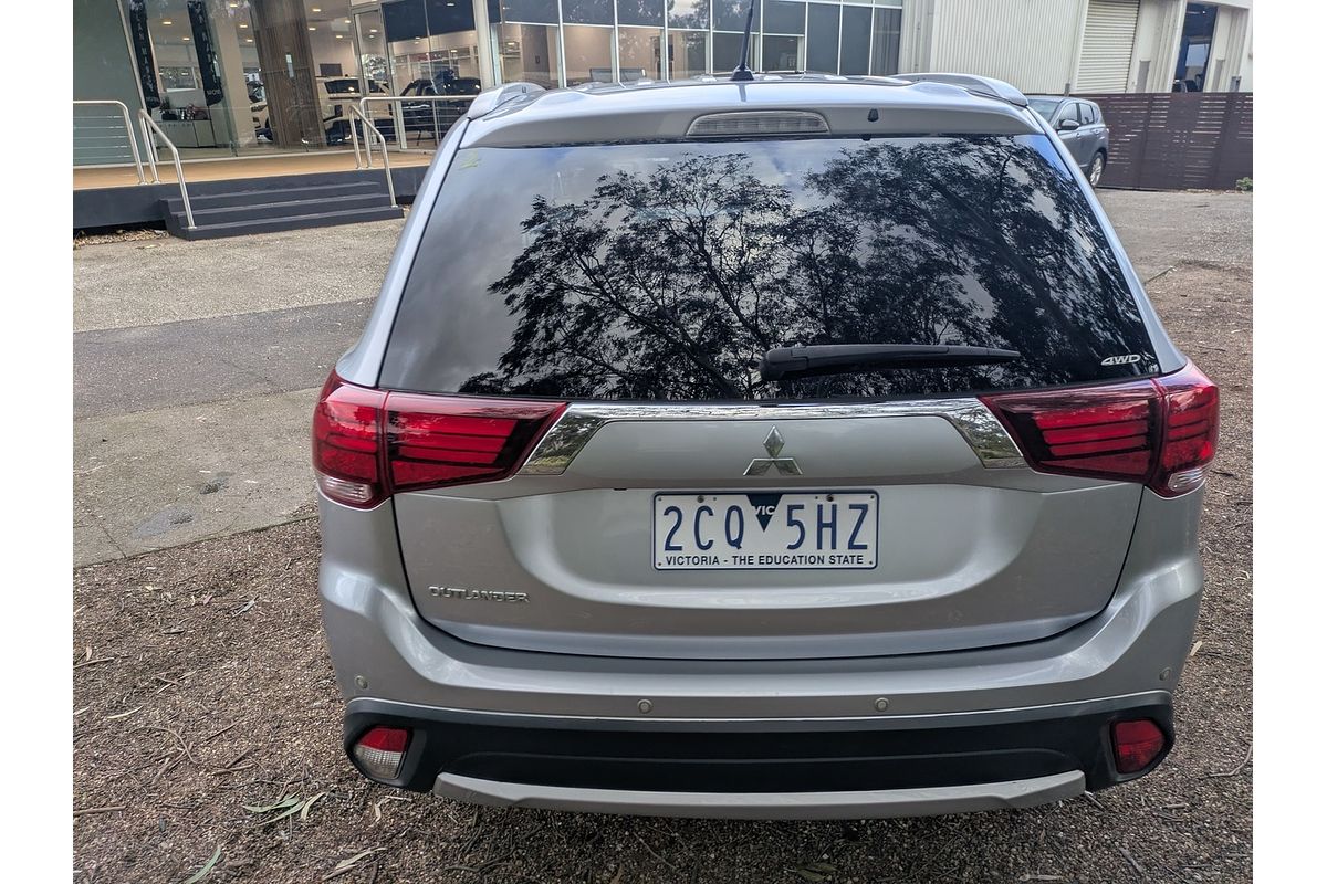 2015 Mitsubishi Outlander Exceed ZK