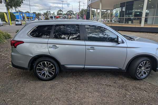 2015 Mitsubishi Outlander Exceed ZK