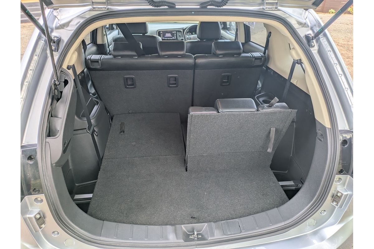 2015 Mitsubishi Outlander Exceed ZK