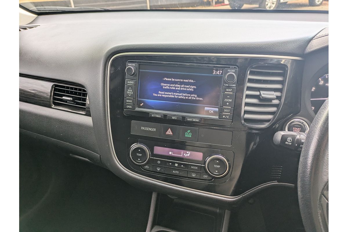 2015 Mitsubishi Outlander Exceed ZK