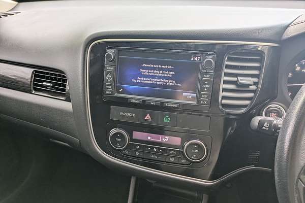 2015 Mitsubishi Outlander Exceed ZK