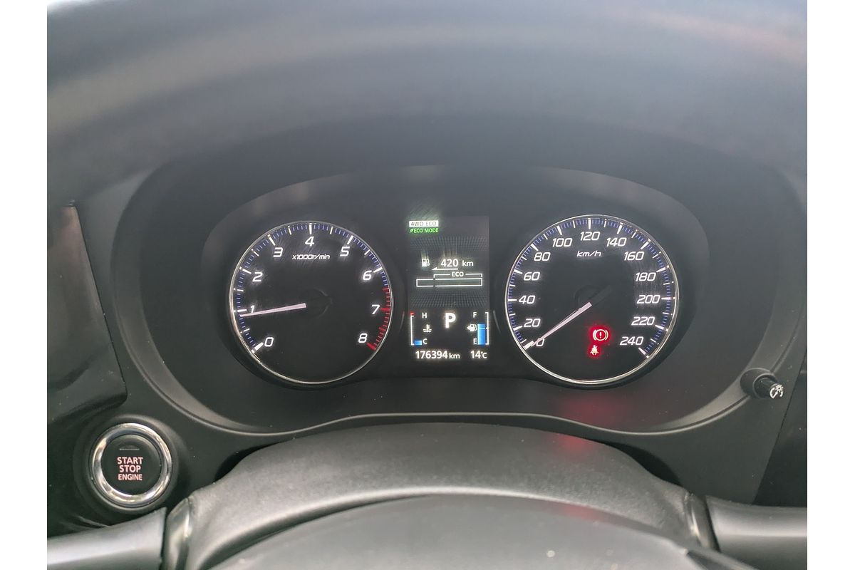 2015 Mitsubishi Outlander Exceed ZK