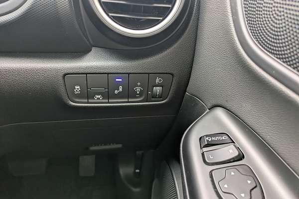 2018 Hyundai Kona Elite OS