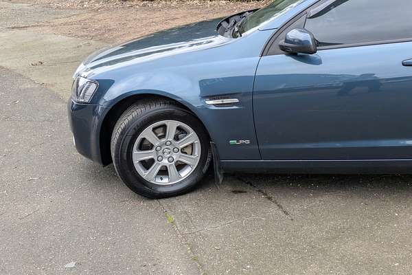 2010 Holden Commodore Omega VE