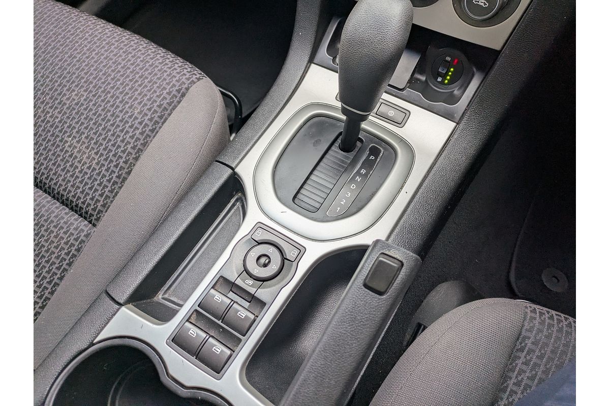 2010 Holden Commodore Omega VE
