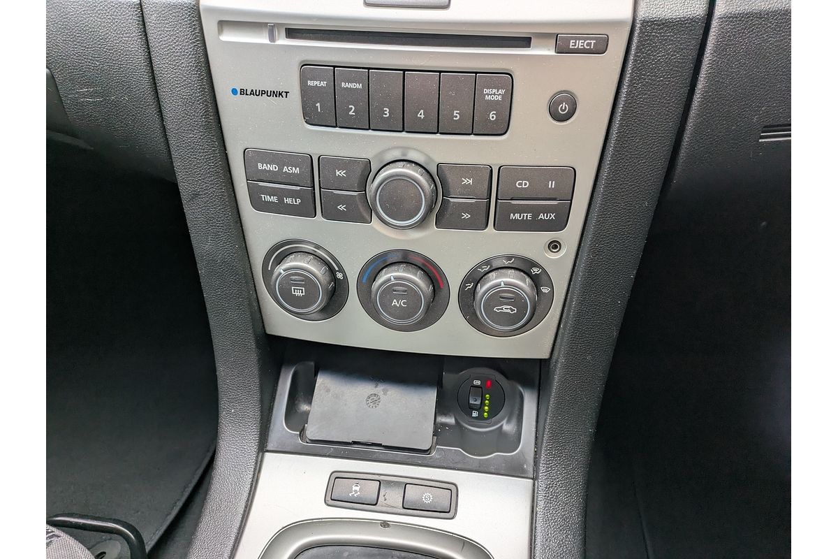 2010 Holden Commodore Omega VE