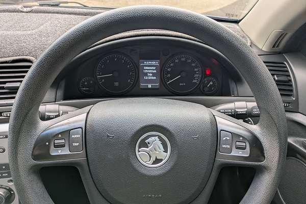 2010 Holden Commodore Omega VE