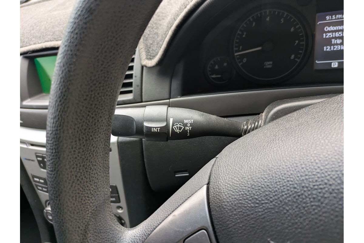 2010 Holden Commodore Omega VE