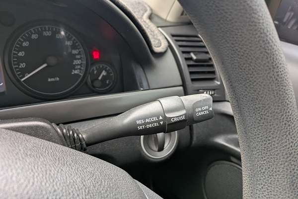 2010 Holden Commodore Omega VE