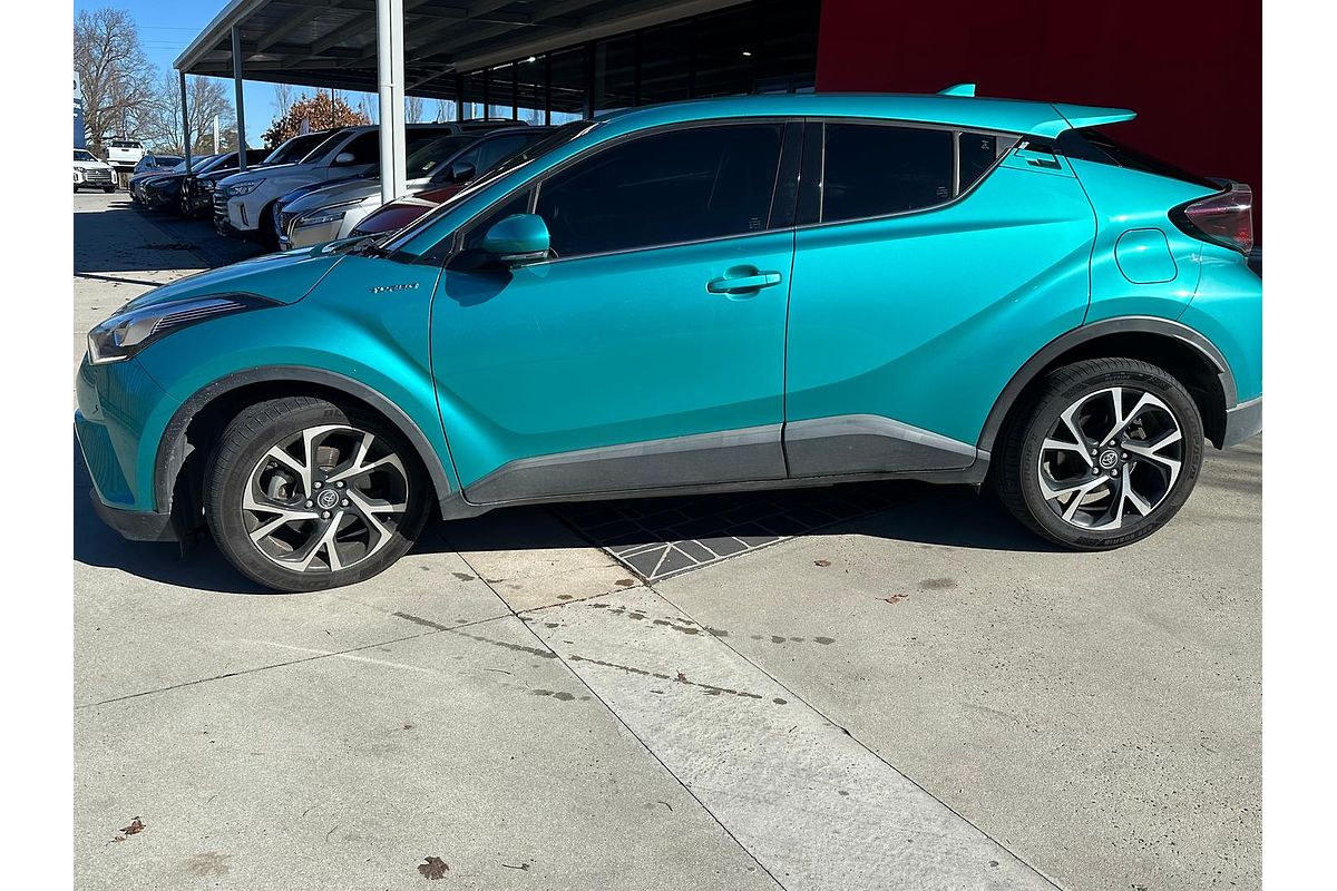 2017 Toyota C-HR Koba NGX10R