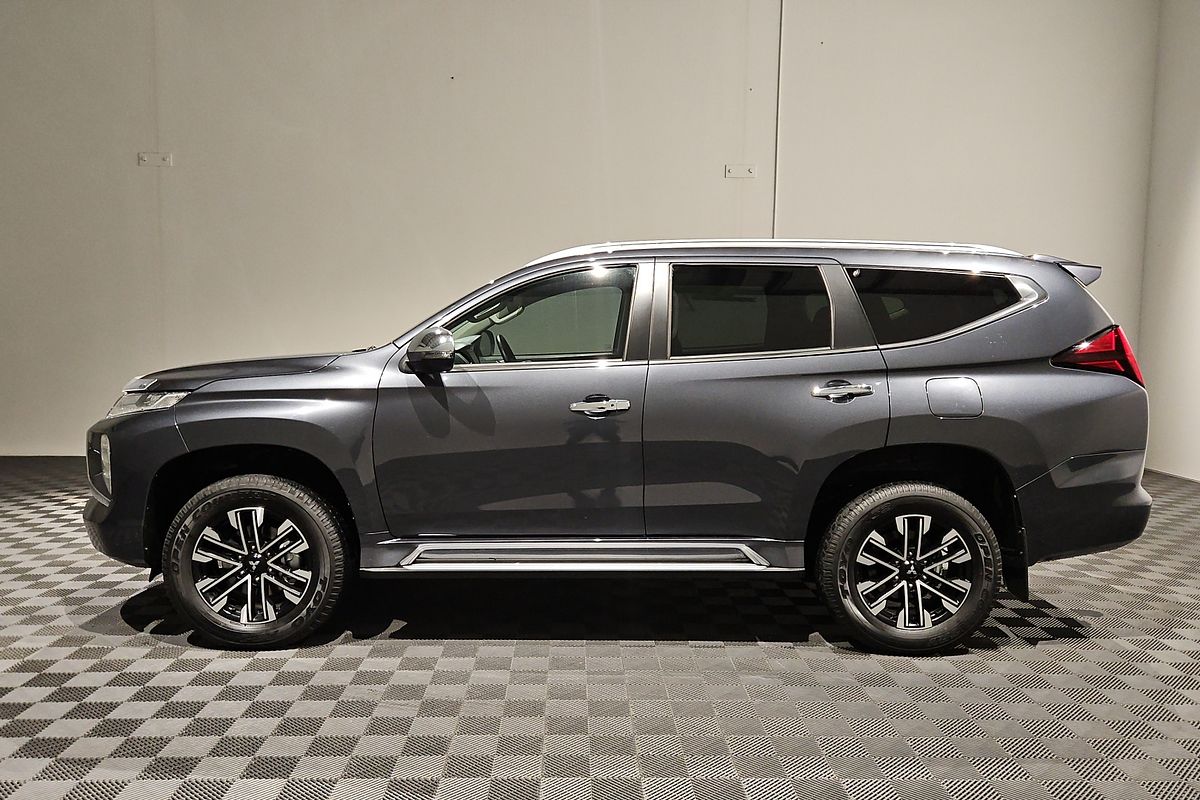 2022 Mitsubishi Pajero Sport GLS QF