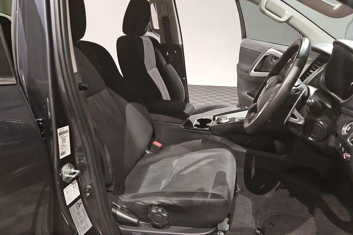 2022 Mitsubishi Pajero Sport GLS QF