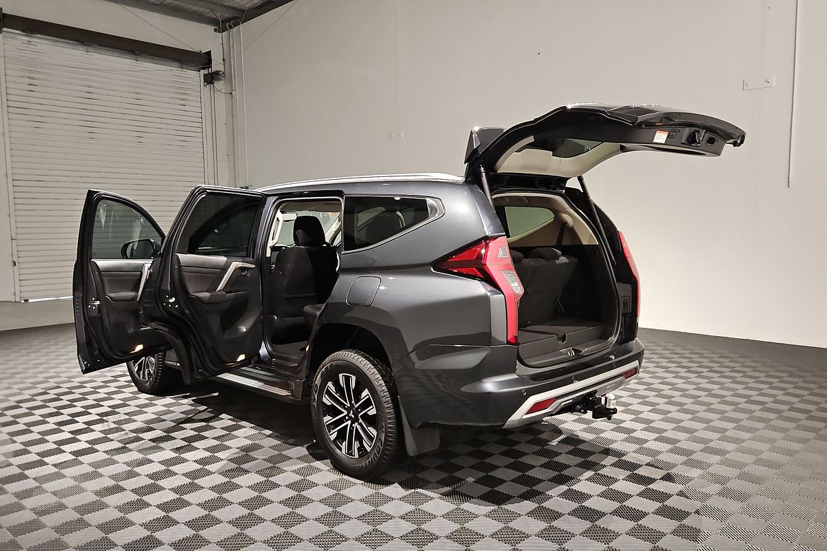 2022 Mitsubishi Pajero Sport GLS QF