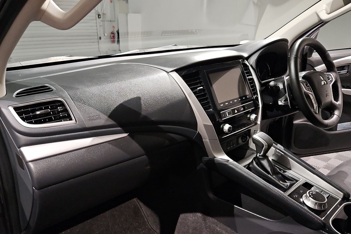 2022 Mitsubishi Pajero Sport GLS QF
