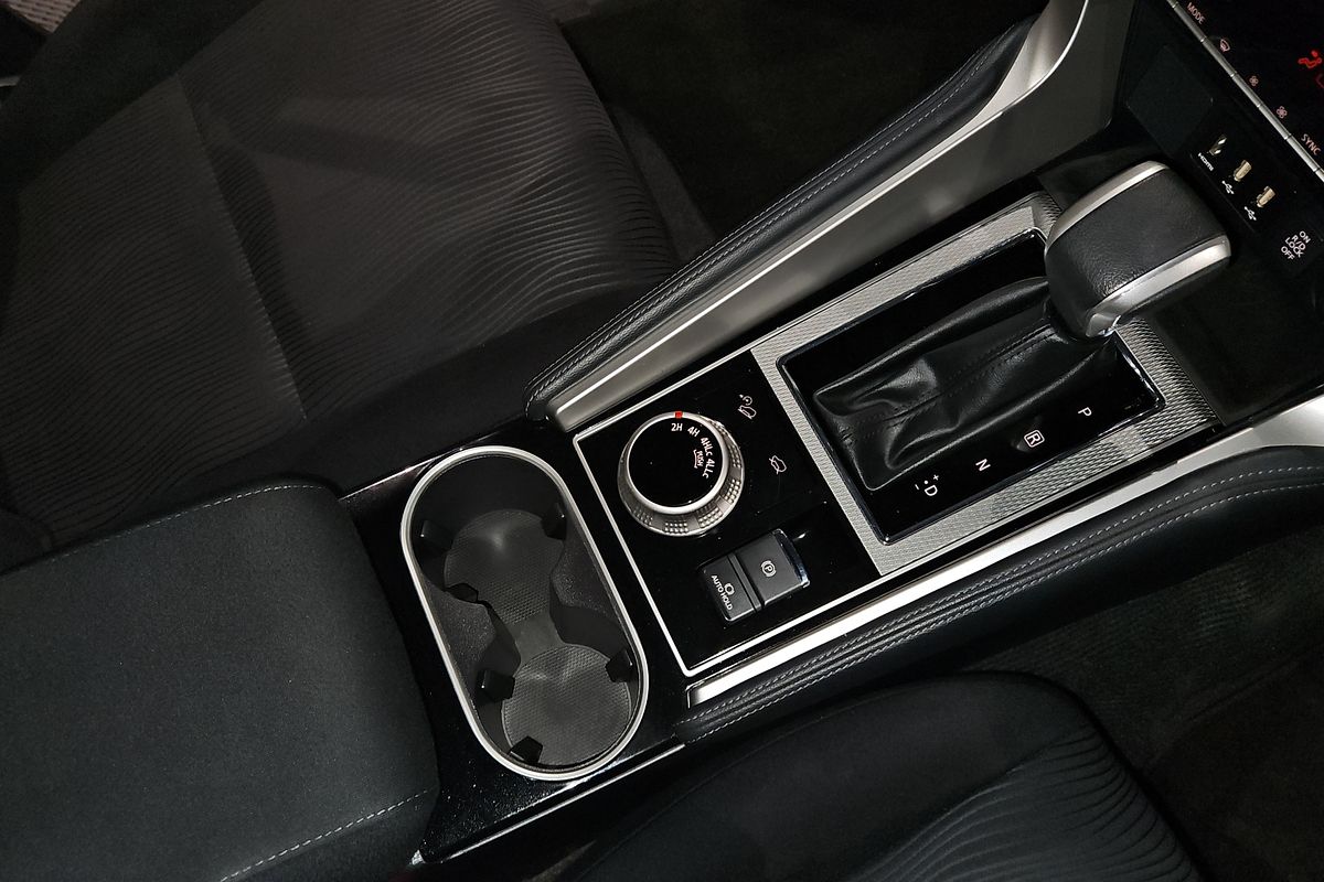 2022 Mitsubishi Pajero Sport GLS QF