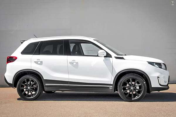 2023 Suzuki Vitara Turbo Shadow LY Series II