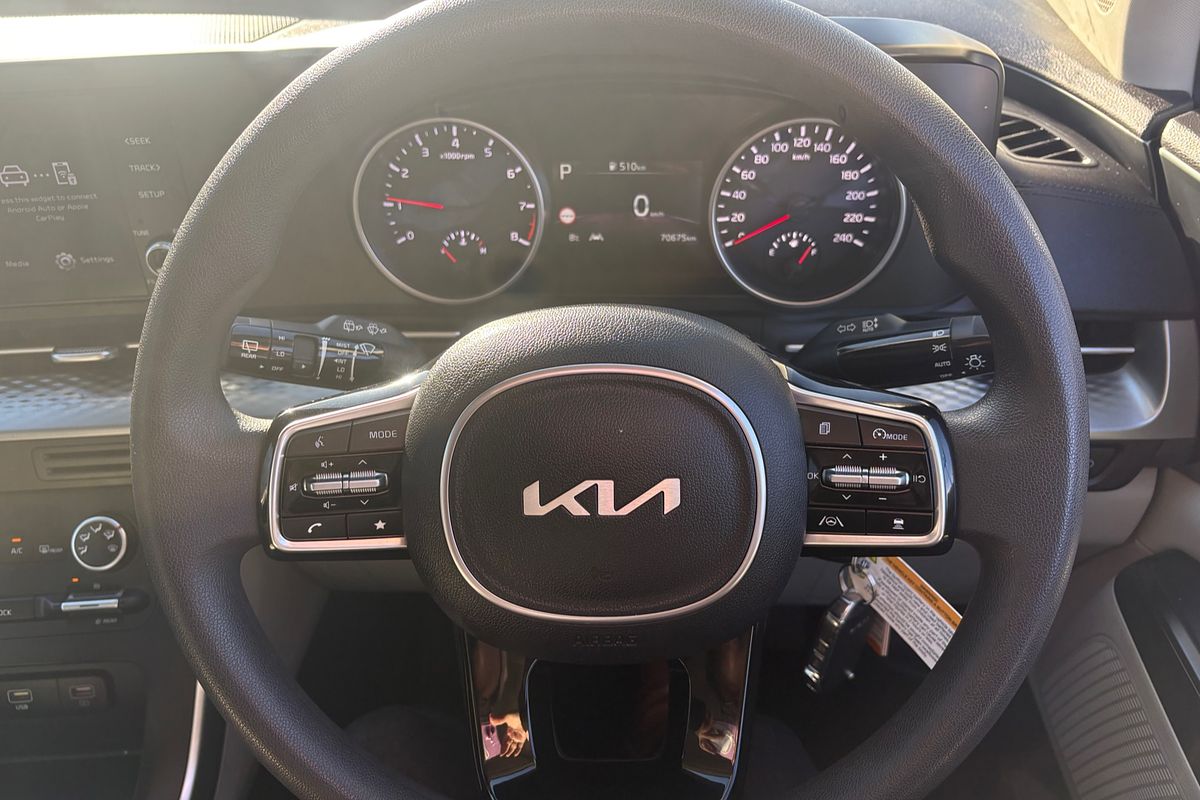 2023 Kia Carnival S KA4