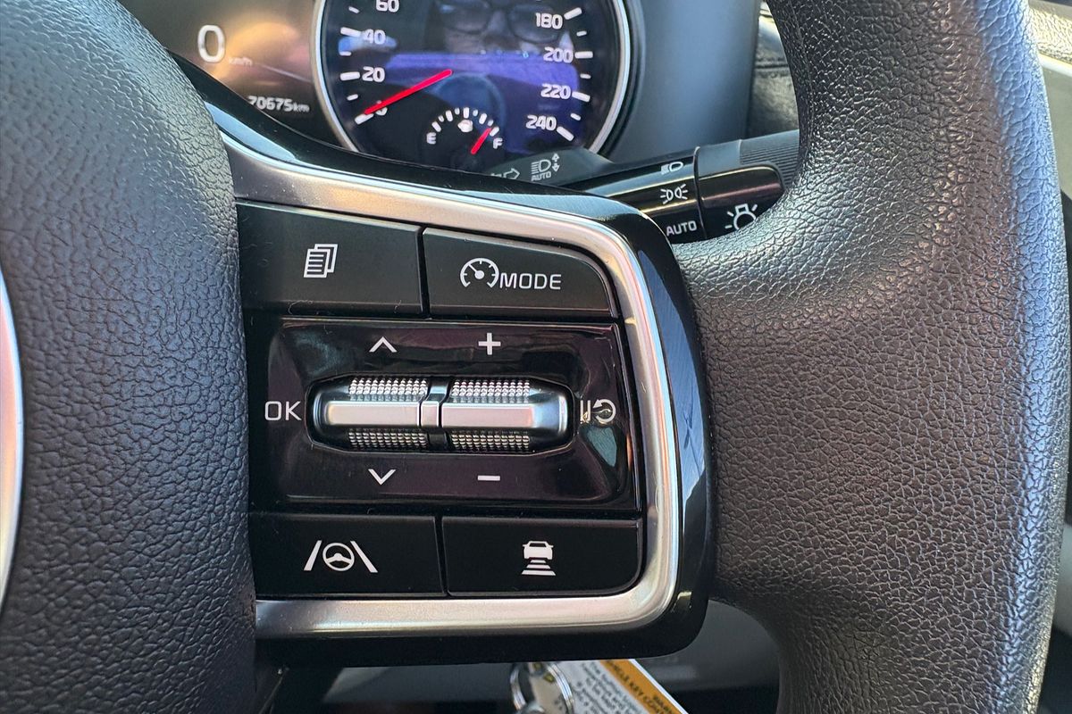 2023 Kia Carnival S KA4