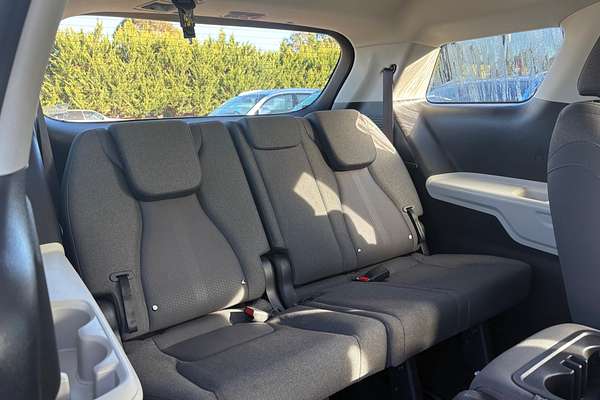 2023 Kia Carnival S KA4