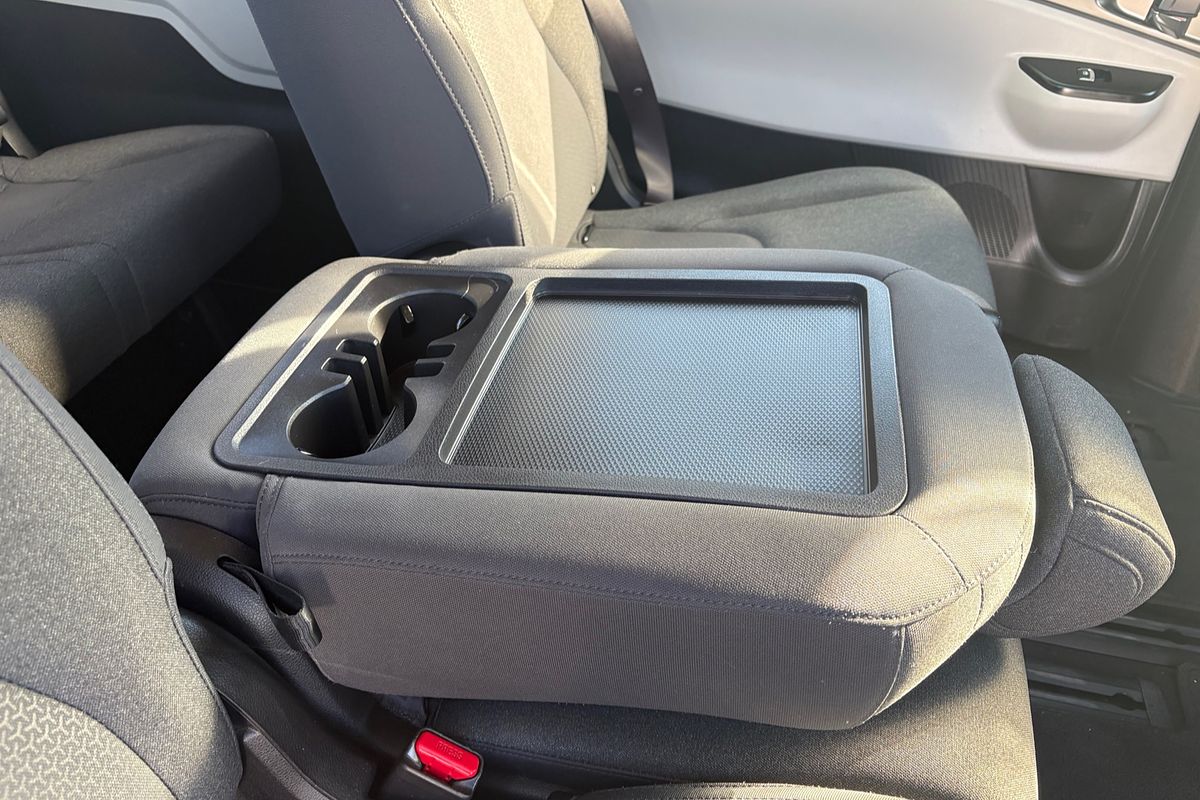 2023 Kia Carnival S KA4
