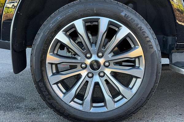2022 Ford Everest Platinum 3.0L
