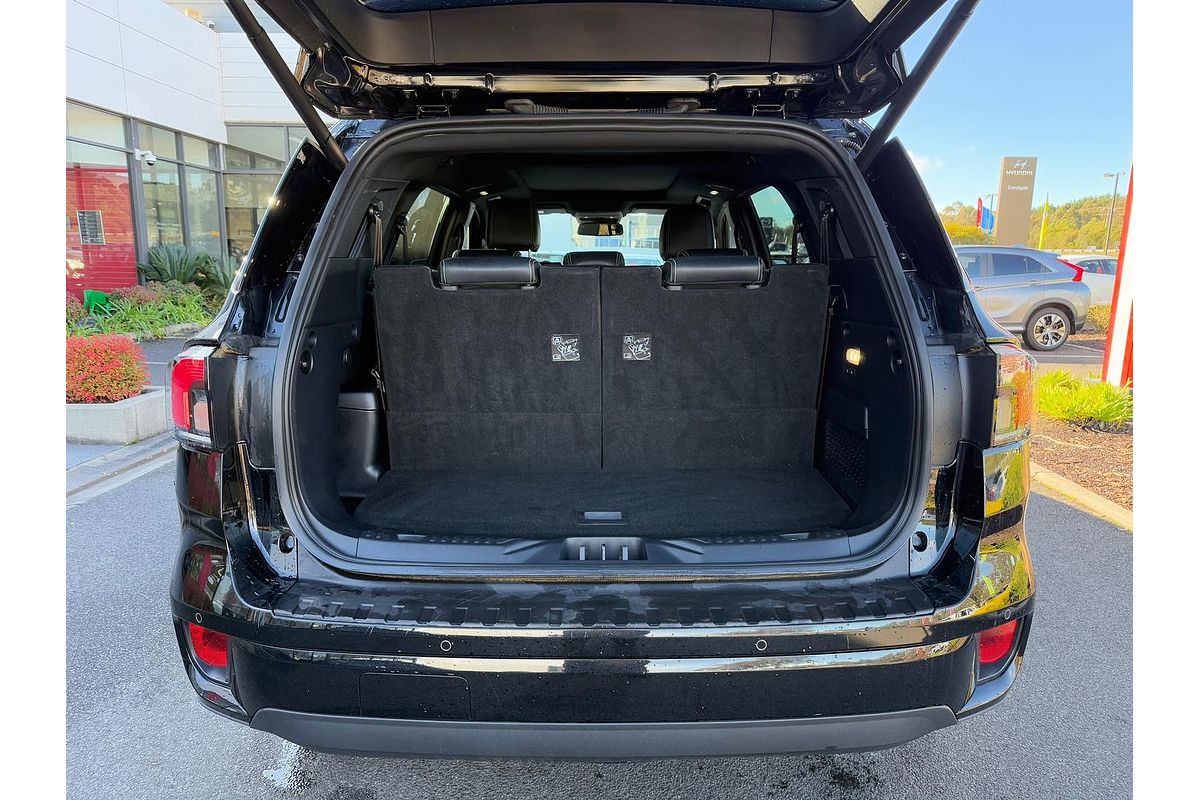 2022 Ford Everest Platinum 3.0L