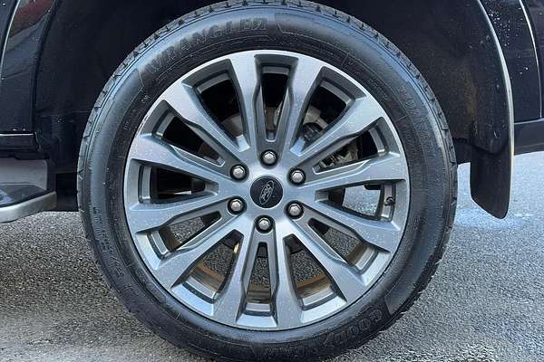 2022 Ford Everest Platinum 3.0L