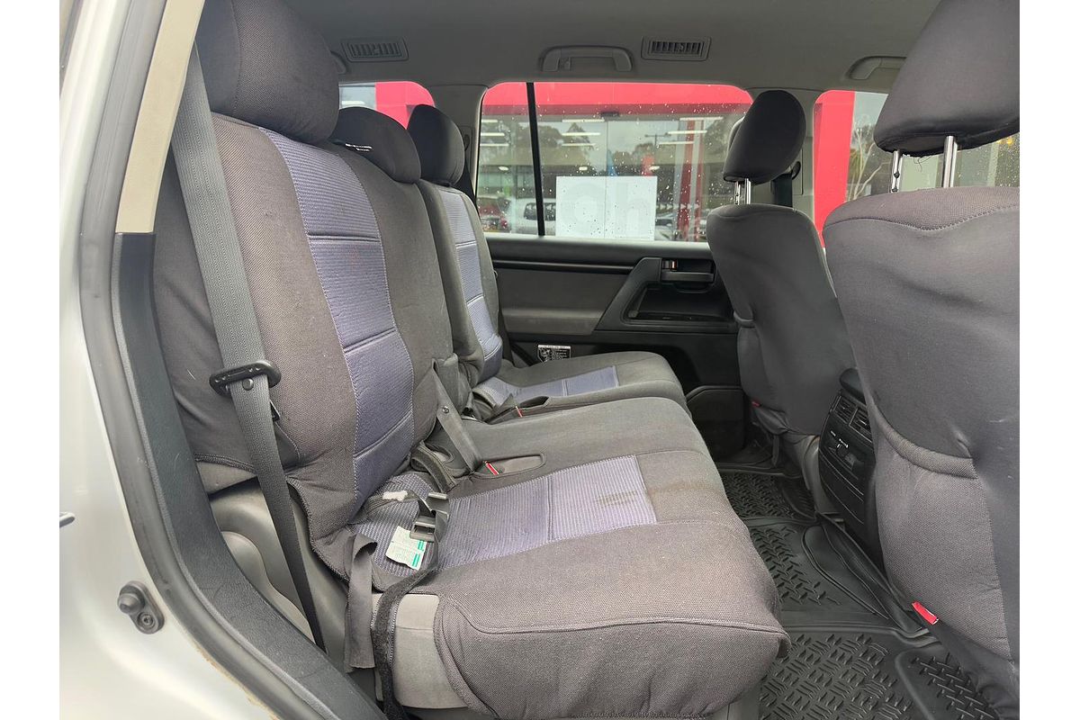 2011 Toyota Landcruiser GXL VDJ200R