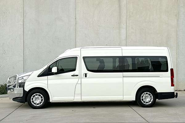 2022 Toyota Hiace Commuter GDH322R