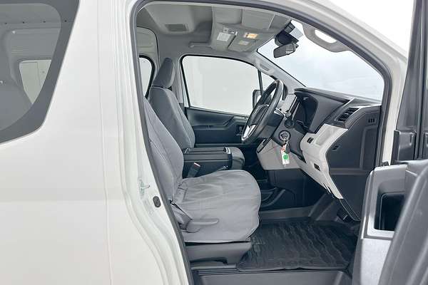 2022 Toyota Hiace Commuter GDH322R