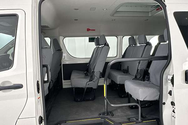 2022 Toyota Hiace Commuter GDH322R