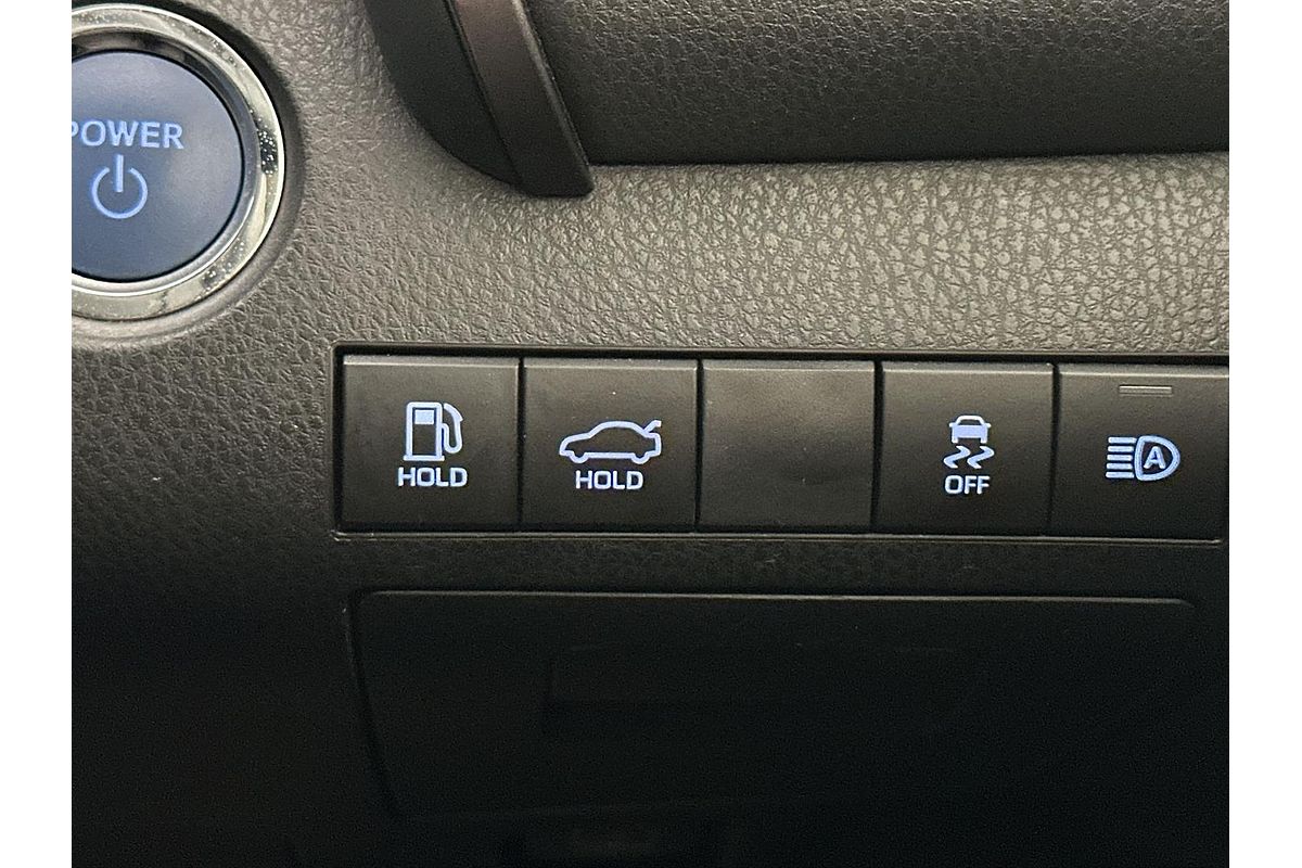 2023 Toyota Camry Ascent AXVH70R