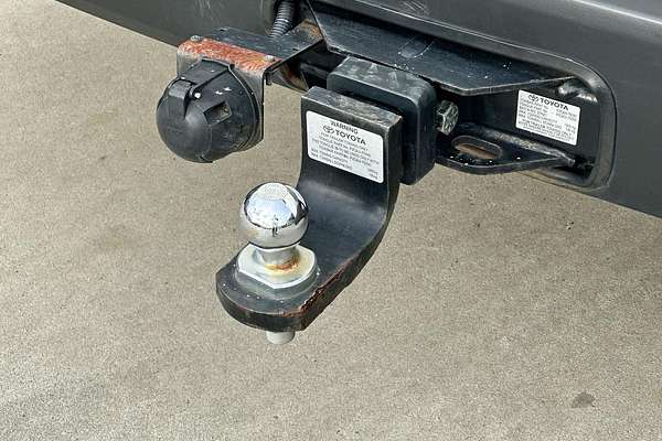 2022 Toyota Hiace Commuter GDH322R