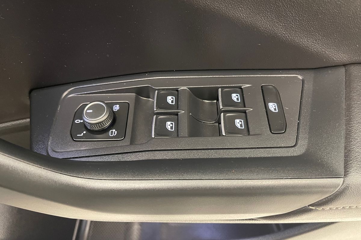 2022 Volkswagen T-Roc 110TSI Style D11