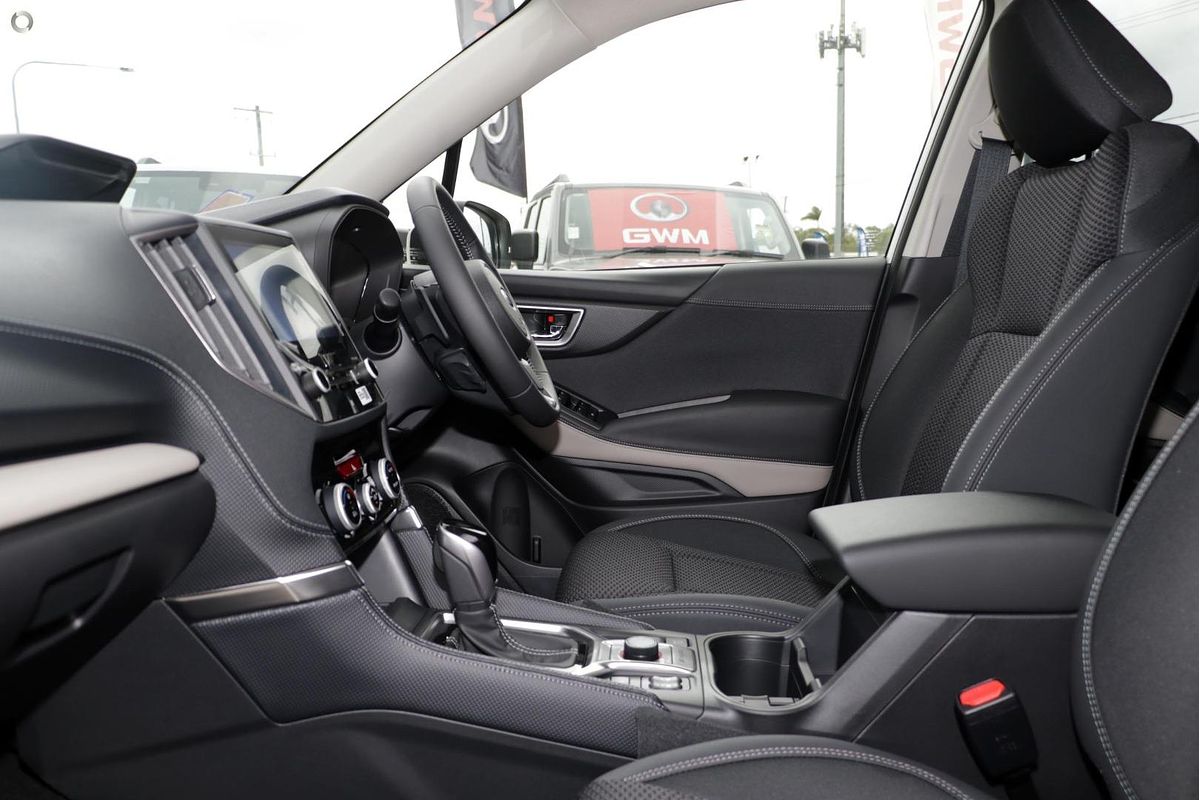 2025 Subaru Forester 2.5i Premium S5