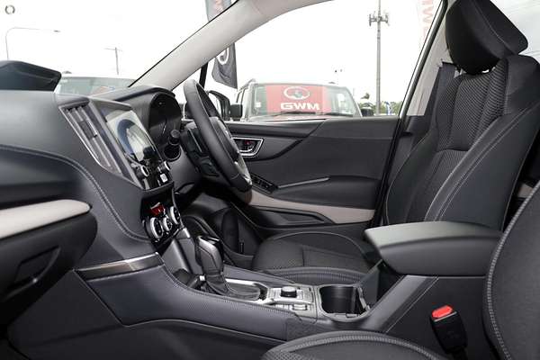 2025 Subaru Forester 2.5i Premium S5