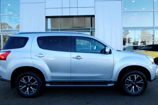 2019 Isuzu MU-X LS-T