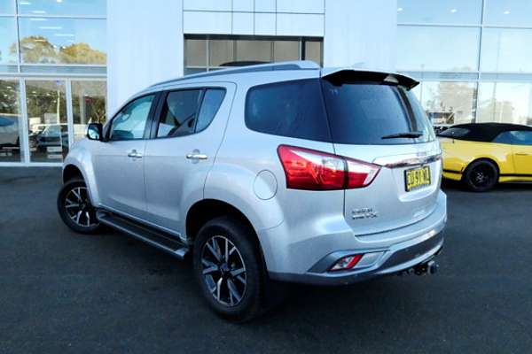 2019 Isuzu MU-X LS-T