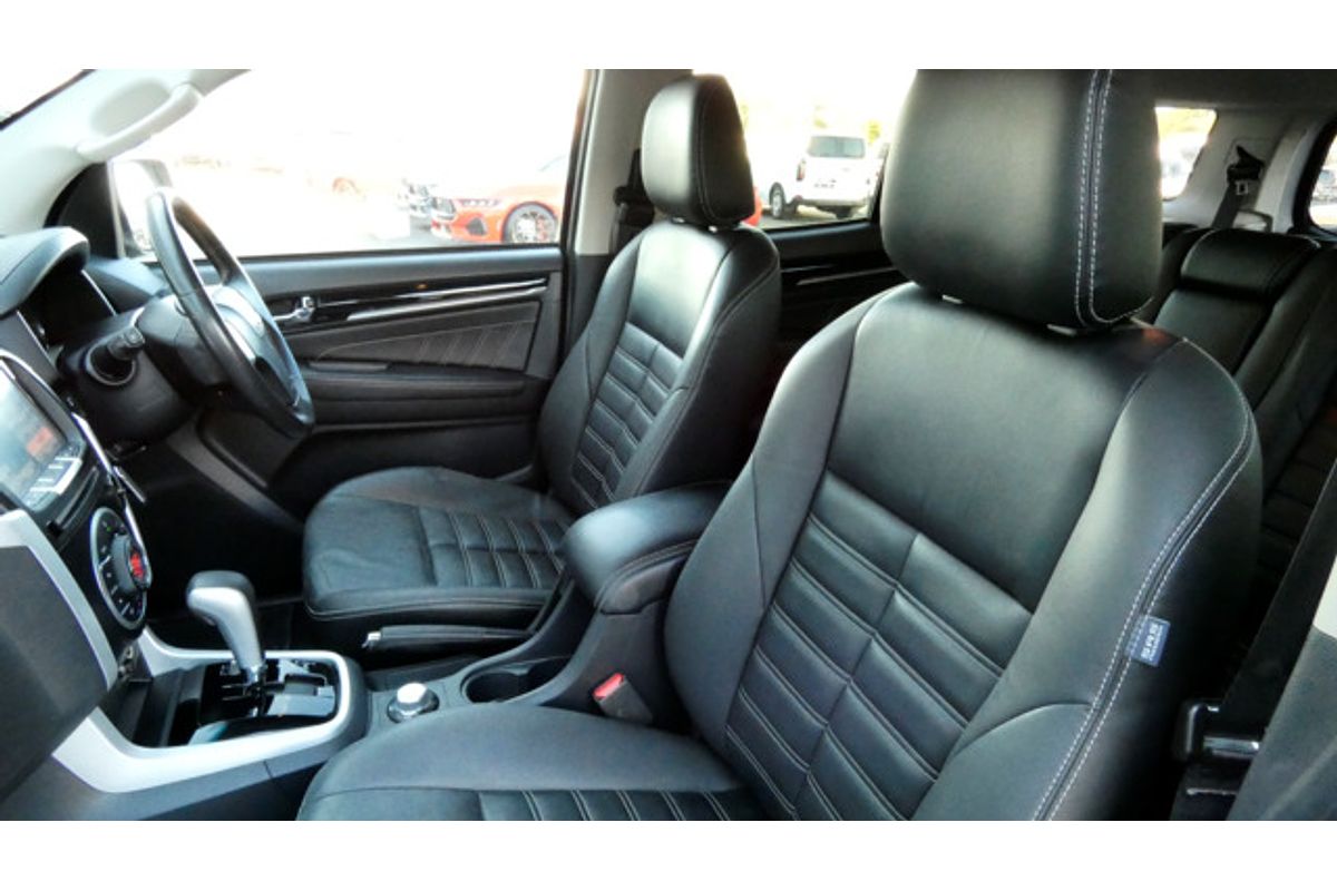 2019 Isuzu MU-X LS-T