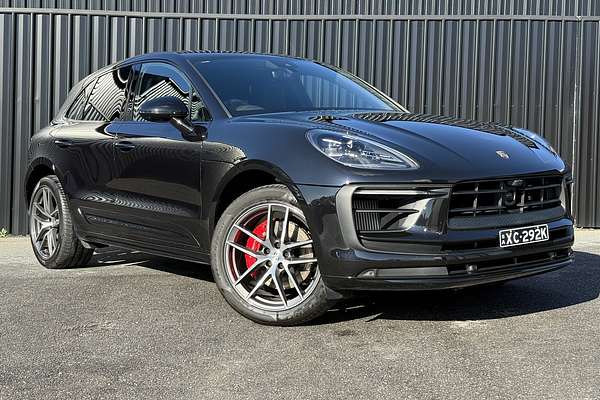 2022 Porsche Macan S 95B