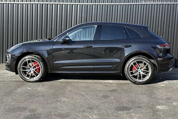 2022 Porsche Macan S 95B