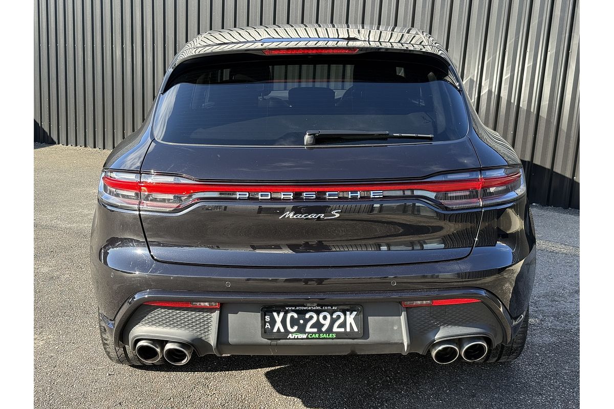 2022 Porsche Macan S 95B