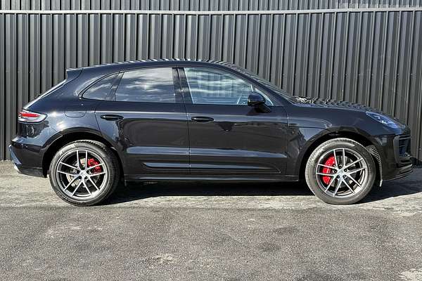 2022 Porsche Macan S 95B