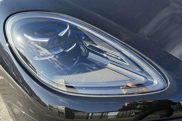 2022 Porsche Macan S 95B