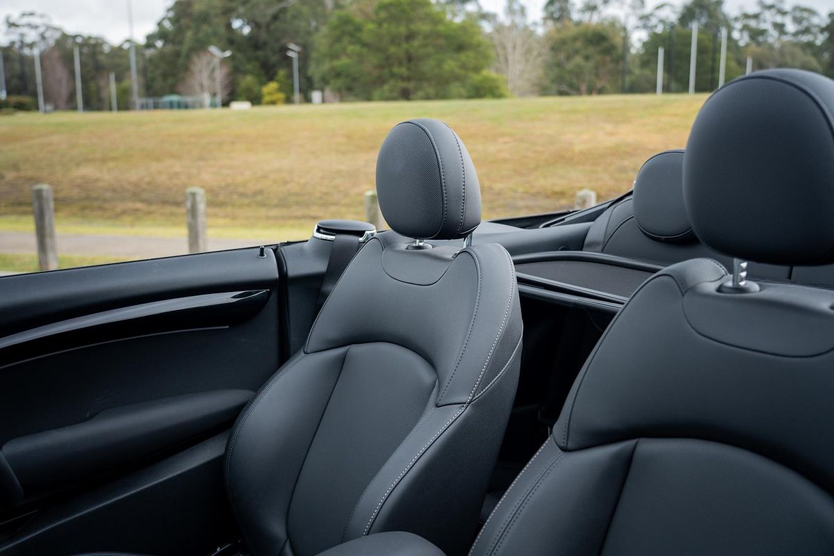 2023 MINI Convertible Cooper S Classic F57 LCI-2