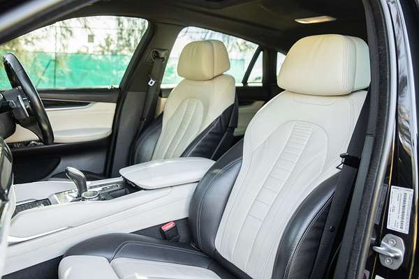 2015 BMW X6 xDrive30d F16