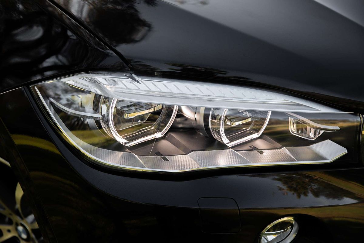 2015 BMW X6 xDrive30d F16