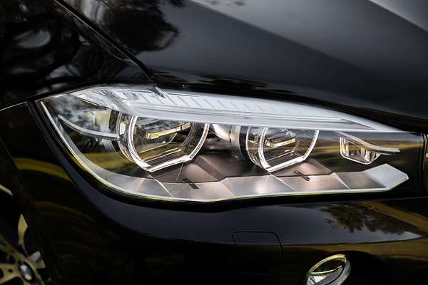 2015 BMW X6 xDrive30d F16